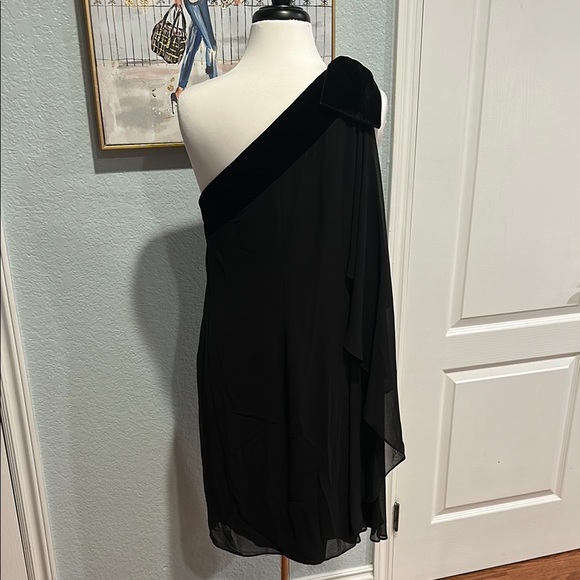Lauren Ralph Lauren Sz 12 Mixed Media One-Shoulder Asymmetrical Midi Dress • NWT - Picture 9 of 16
